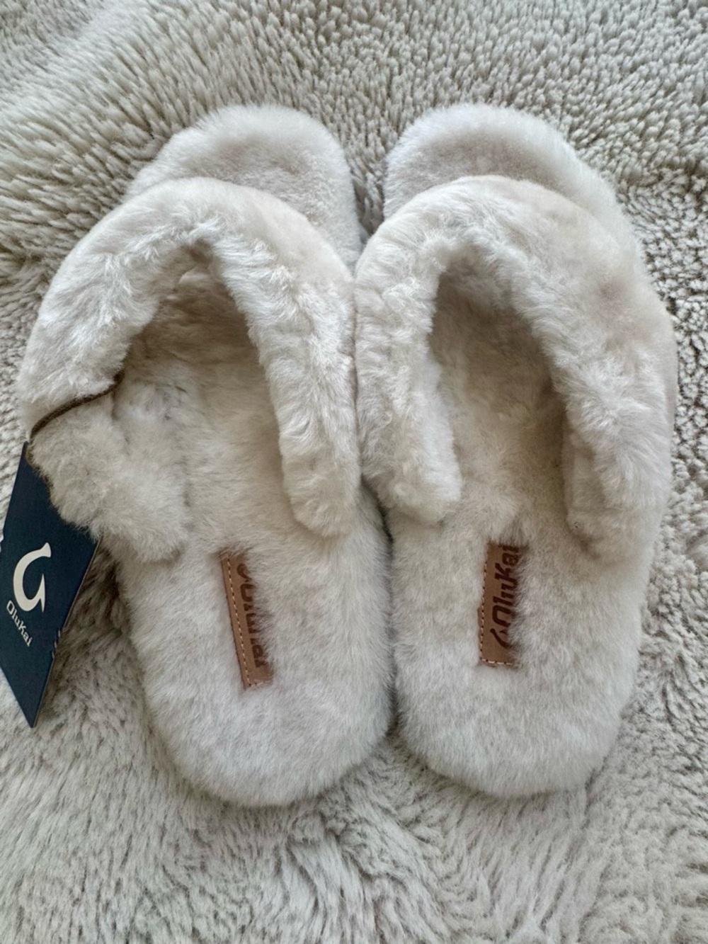 OluKai Women's Plush White Fuzzy Flip-Flop Slippers - Picture 3 of 8